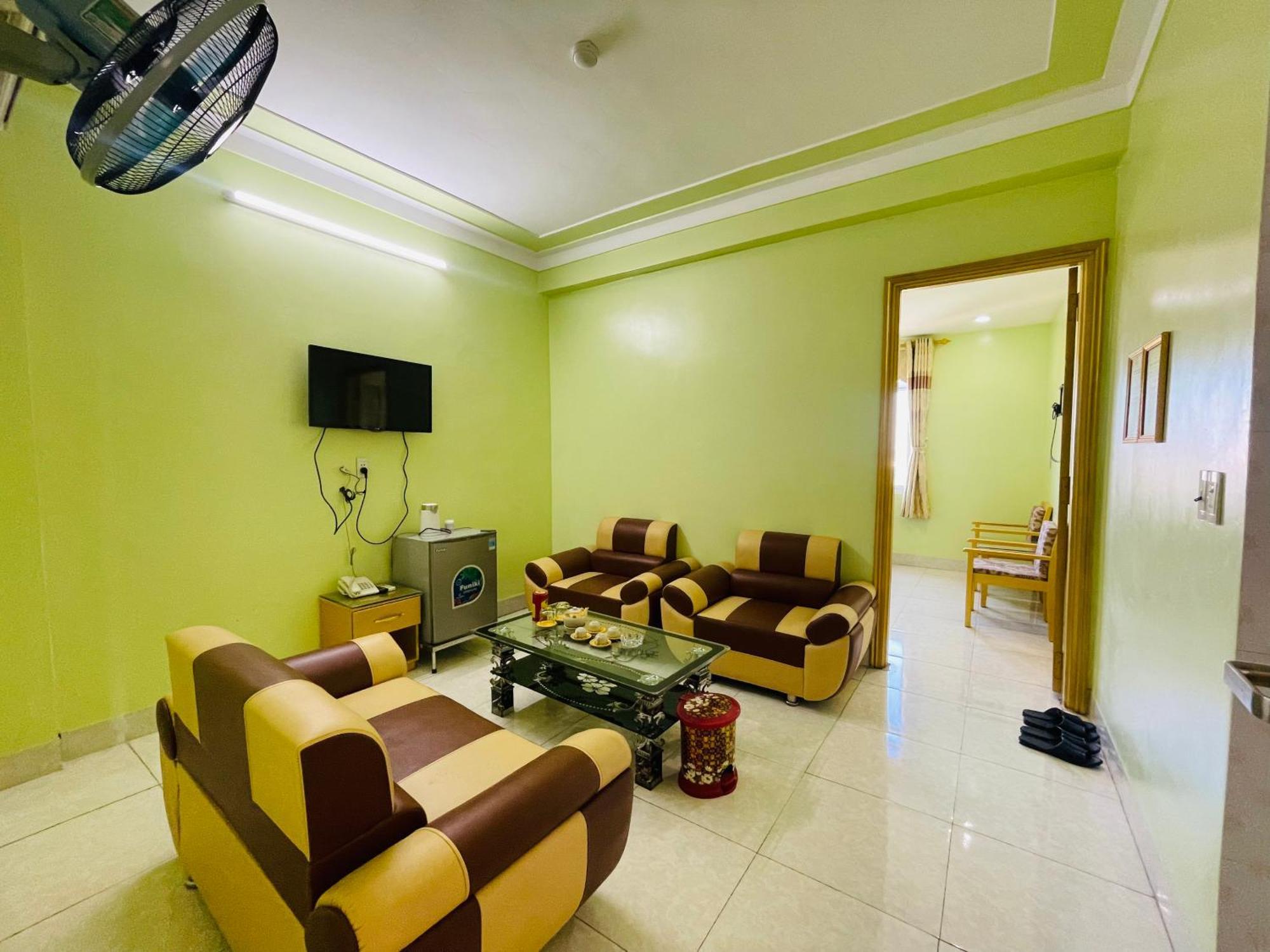 Khach San Ngoc Ly 8 Hotel Thanh Hóa Exterior foto